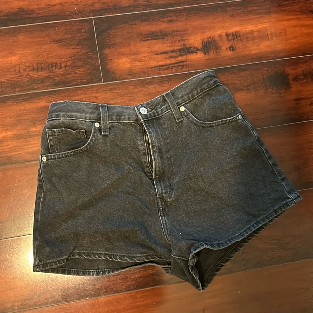 Levi high waisted mom shorts